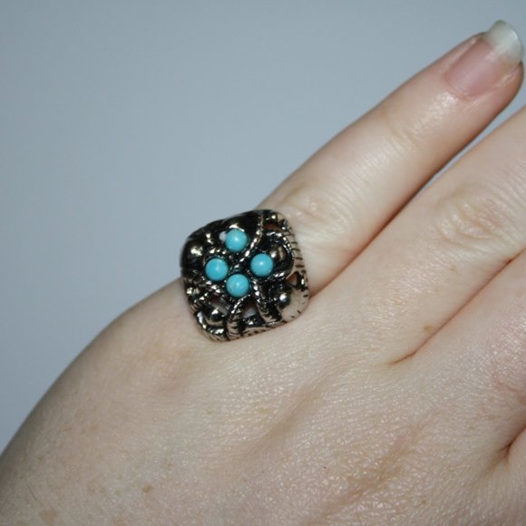Vintage silver and turquoise avon ring adjustable - Picture 5 of 5